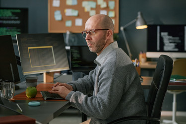 Similar image 22212880