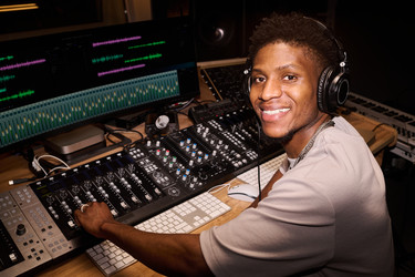 Similar image 22215394