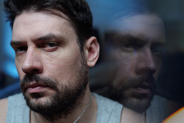 Similar image 22214810