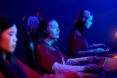 Similar image 22215528