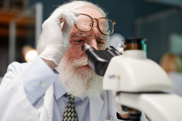 Similar image 22213019