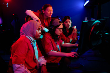 Similar image 22215496