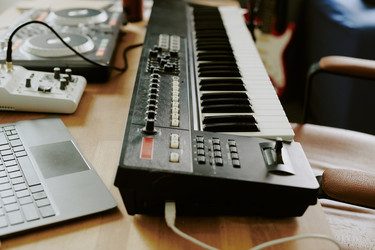 Similar image 22216411