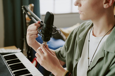 Similar image 22216421