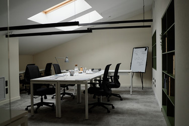 Similar image 22212440