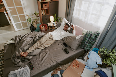 Similar image 22216059