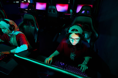 Similar image 22215595