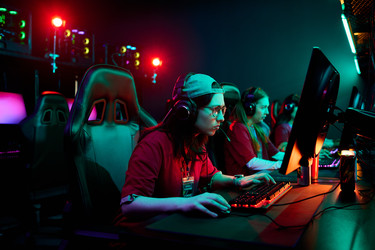 Similar image 22215515