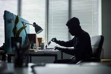 Similar image 22218809