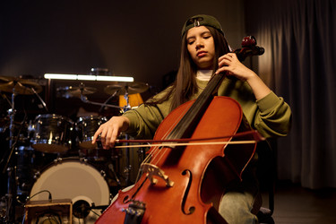 Similar image 22215342