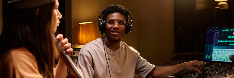 Similar image 22215370