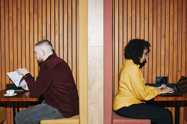 Similar image 22220046