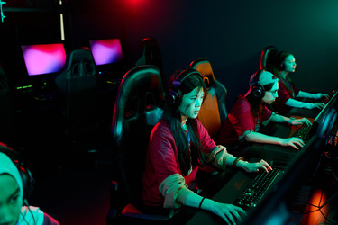 Similar image 22215567