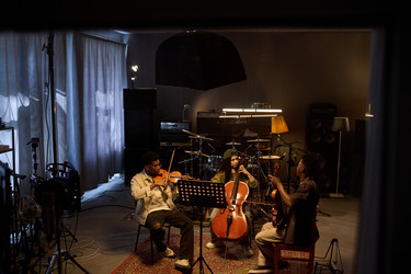 Similar image 22215313