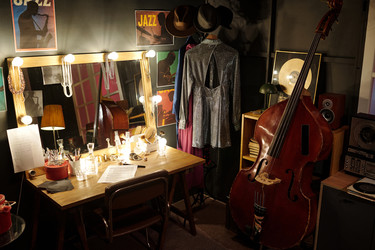 Similar image 22215041