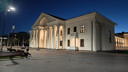 Similar image 22213270