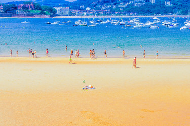 Similar image 22257799