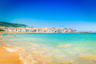 Similar image 22232763