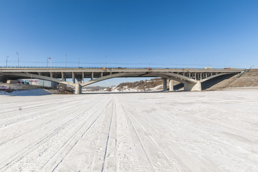 Similar image 22210980