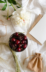 Similar image 22211290