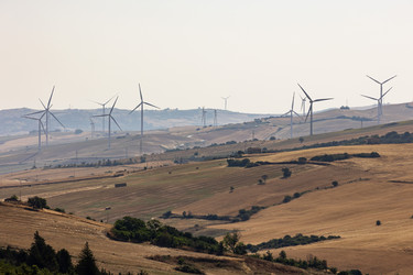 Similar image 22210774