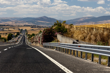 Similar image 22210928