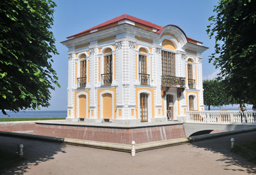 Similar image 22210844