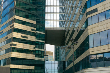 Similar image 22211095