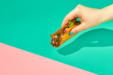 Similar image 22211255