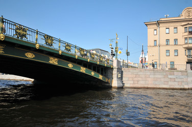 Similar image 22213374