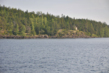 Similar image 22213440