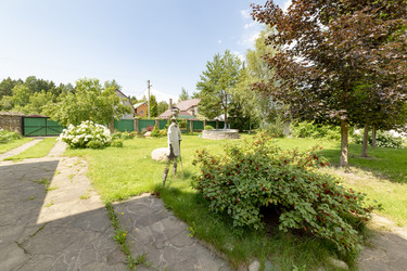 Similar image 22226096