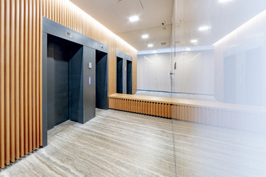 Similar image 22225103