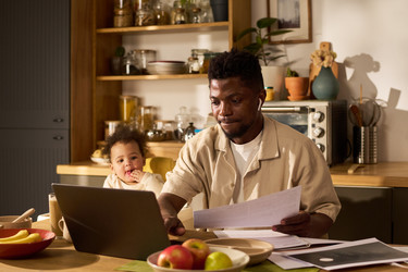 Similar image 22215415