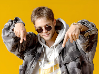 Similar image 22225632