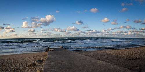 Similar image 22225191