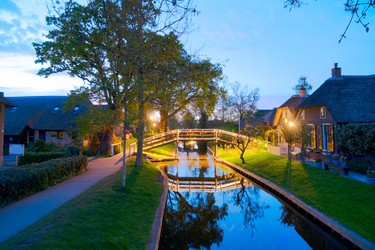 Similar image 22232547