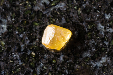 Similar image 22257040