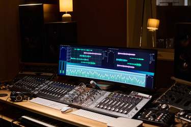 Similar image 22215334