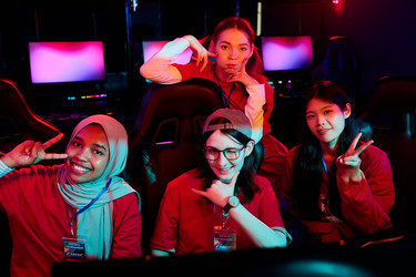 Similar image 22215608