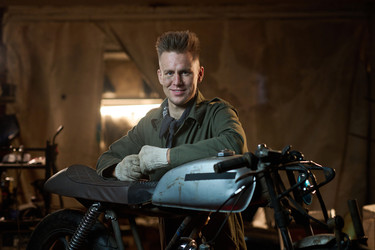 Similar image 22216298