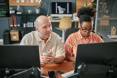 Similar image 22212879