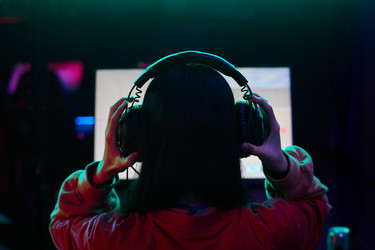 Similar image 22215563