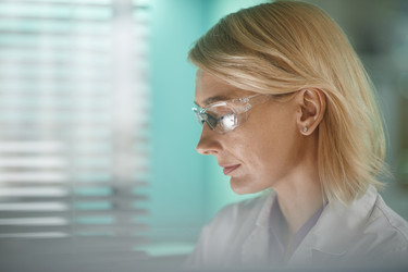 Similar image 22213038