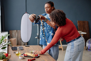 Similar image 22213655