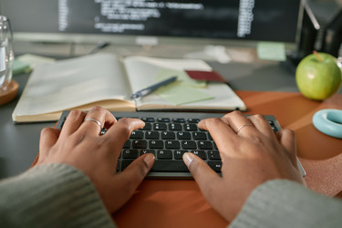 Similar image 22212944