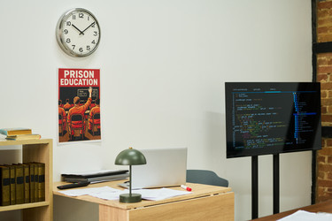 Similar image 22215140