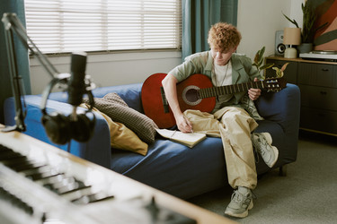 Similar image 22216470