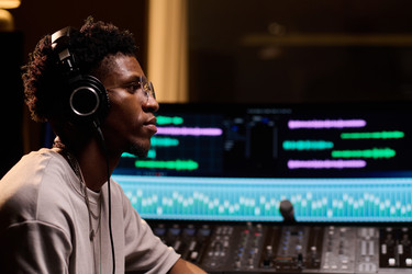 Similar image 22215310