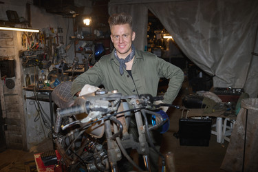 Similar image 22216317